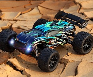 1:18 Haiboxing 18858 Blue Hailstorm RC Truck Hobby Grade review